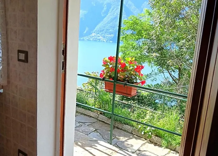 Il Glicine Sul 롯지 트론자노 라고 마지오레