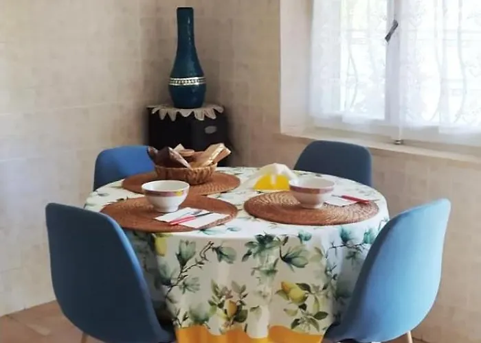 Il Glicine Sul 롯지 트론자노 라고 마지오레